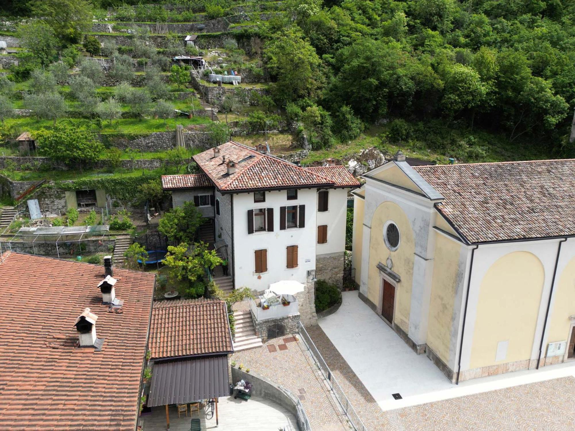 Appartamento Ania Vista Castello Tenno Εξωτερικό φωτογραφία